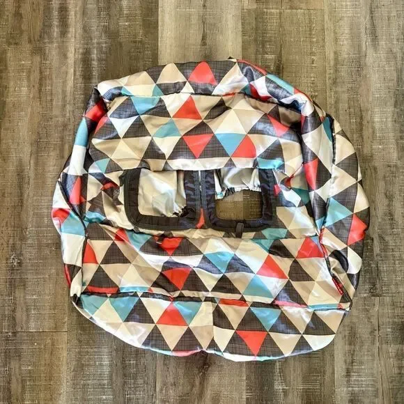 Skip Hop Triangles Shopping Cart and High Chair Cover - Picture 3 of 4